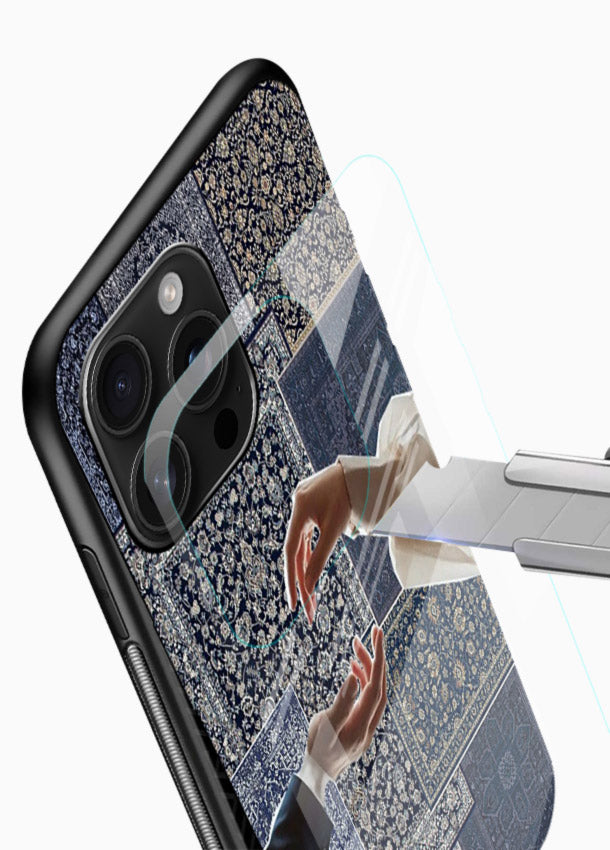 Aesthetic hands artwork printed on tempered glass mobile back cover - 4