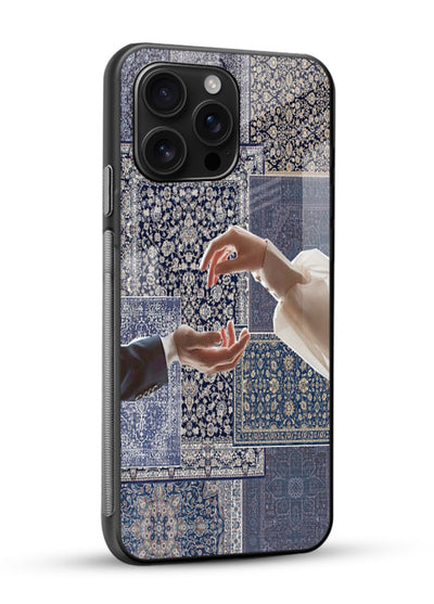 Aesthetic hands artwork printed on tempered glass mobile back cover - 2