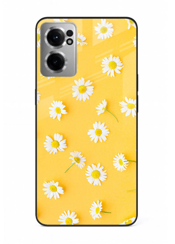 Sunny daisy artwork on OnePlus Nord CE2 5G glass back cover with bright cheerful floral tones.